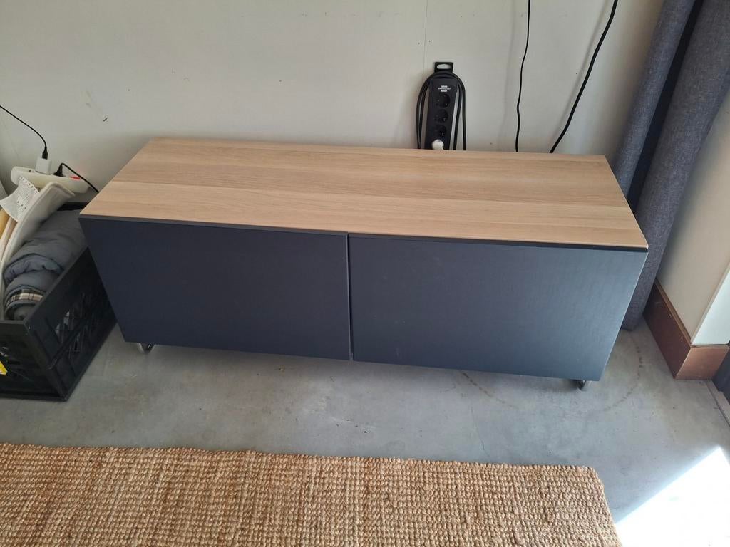 Leuk televisiemeubel Besta van Ikea, Ophalen of Verzenden, 25 tot 50 cm, 100 tot 150 cm, Minder dan 100 cm