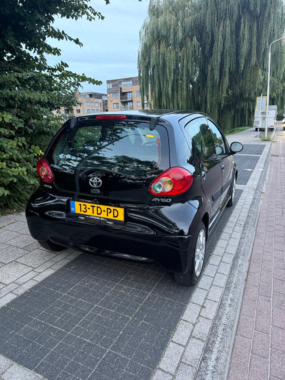 Toyota Aygo 1.0 12V Vvt-i 5DRS 2006 Zwart, Auto's, Voorwielaandrijving, 4 stoelen, Origineel Nederlands, Handgeschakeld