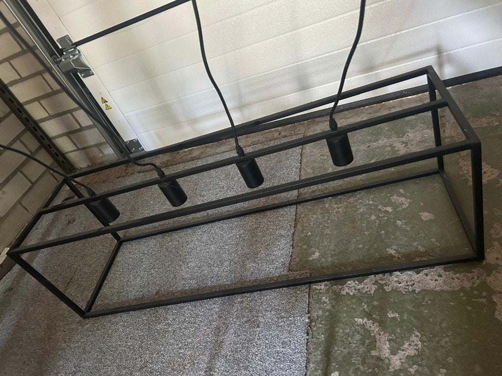 GRATIS Eettafellamp staal industrieel (100cm), Huis en Inrichting, Lampen | Hanglampen, Ophalen, Gebruikt, E27 (groot), Metaal