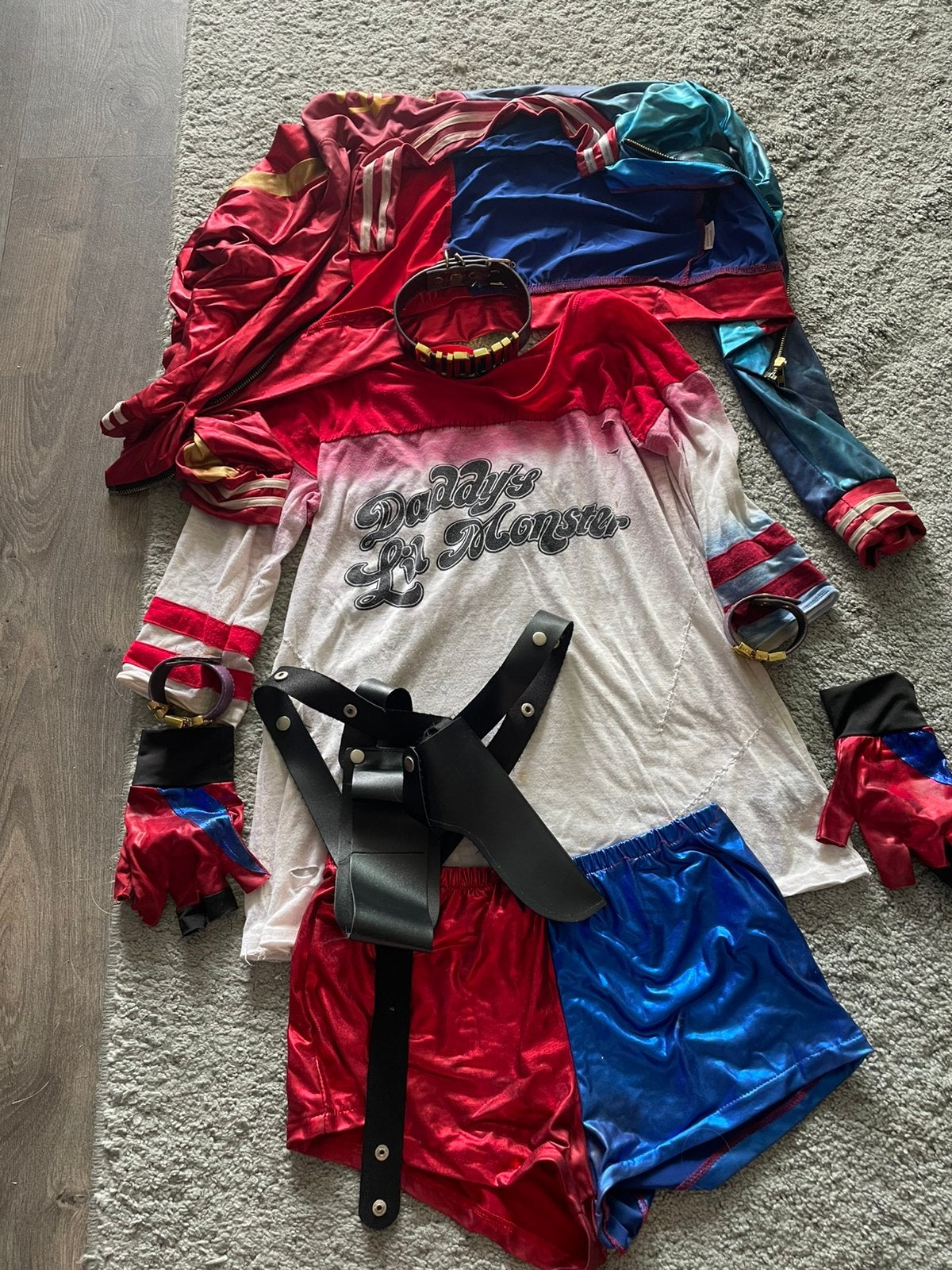 Harley quinn cosplay, Ophalen of Verzenden, Zo goed als nieuw, Pak of Jurk