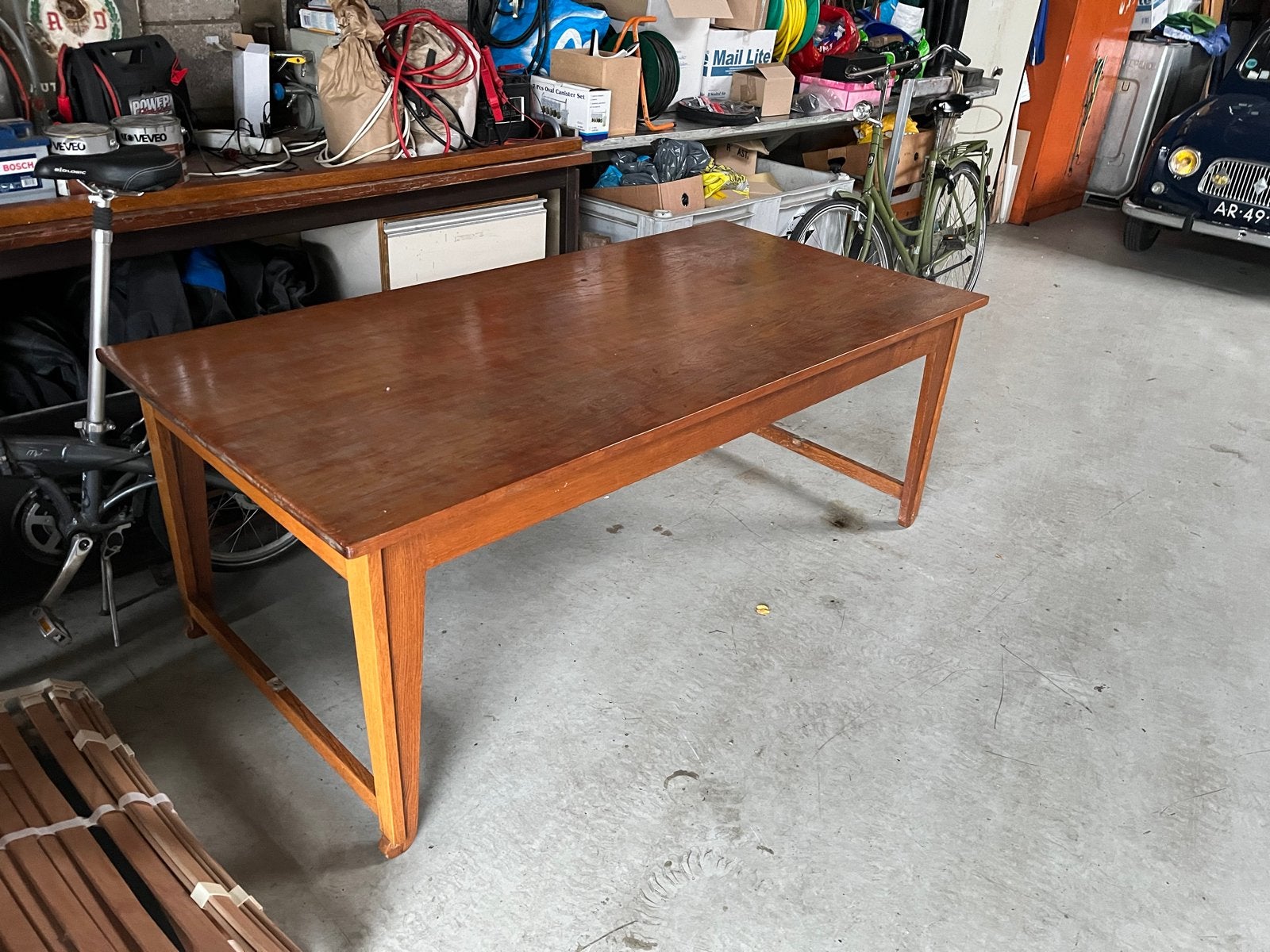 Bureau Bladen  (8) MASSIEF  BEUK , EIKEN TAFEL MET TEAK BLAD, Ophalen