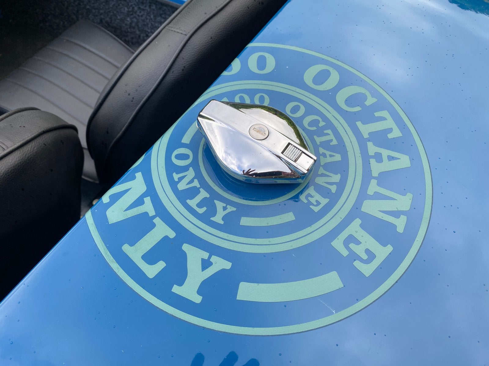 Unieke driewieler: Lomax 223 (LePatron bodykit) op 2CV-basis, Voorwielaandrijving, Zwart, Cabriolet, Blauw