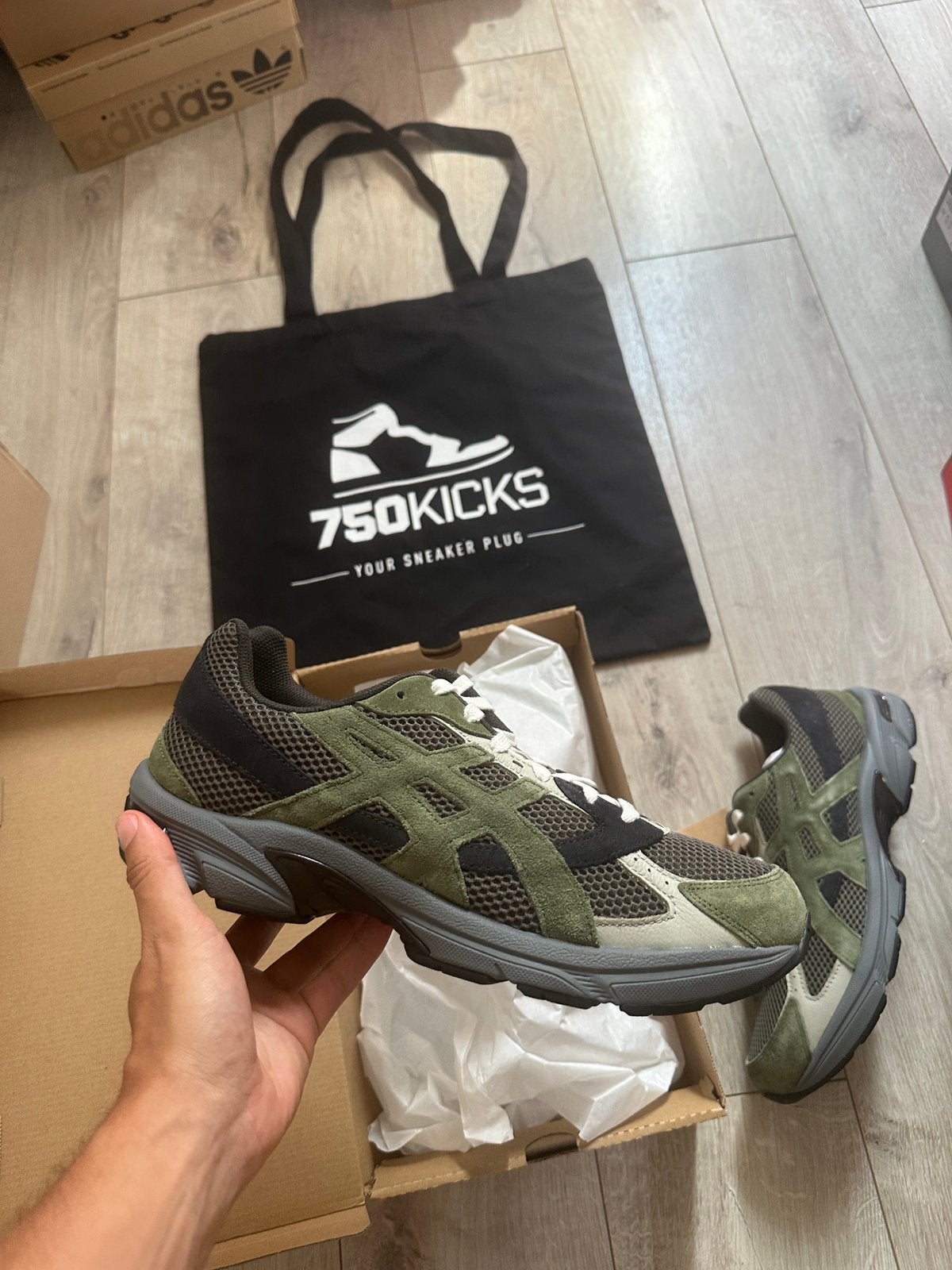 Asics Gel-1130 Olive Canvas Smog Green Maat EU46,5 46.5, Overige kleuren, Nieuw, Ophalen of Verzenden, A