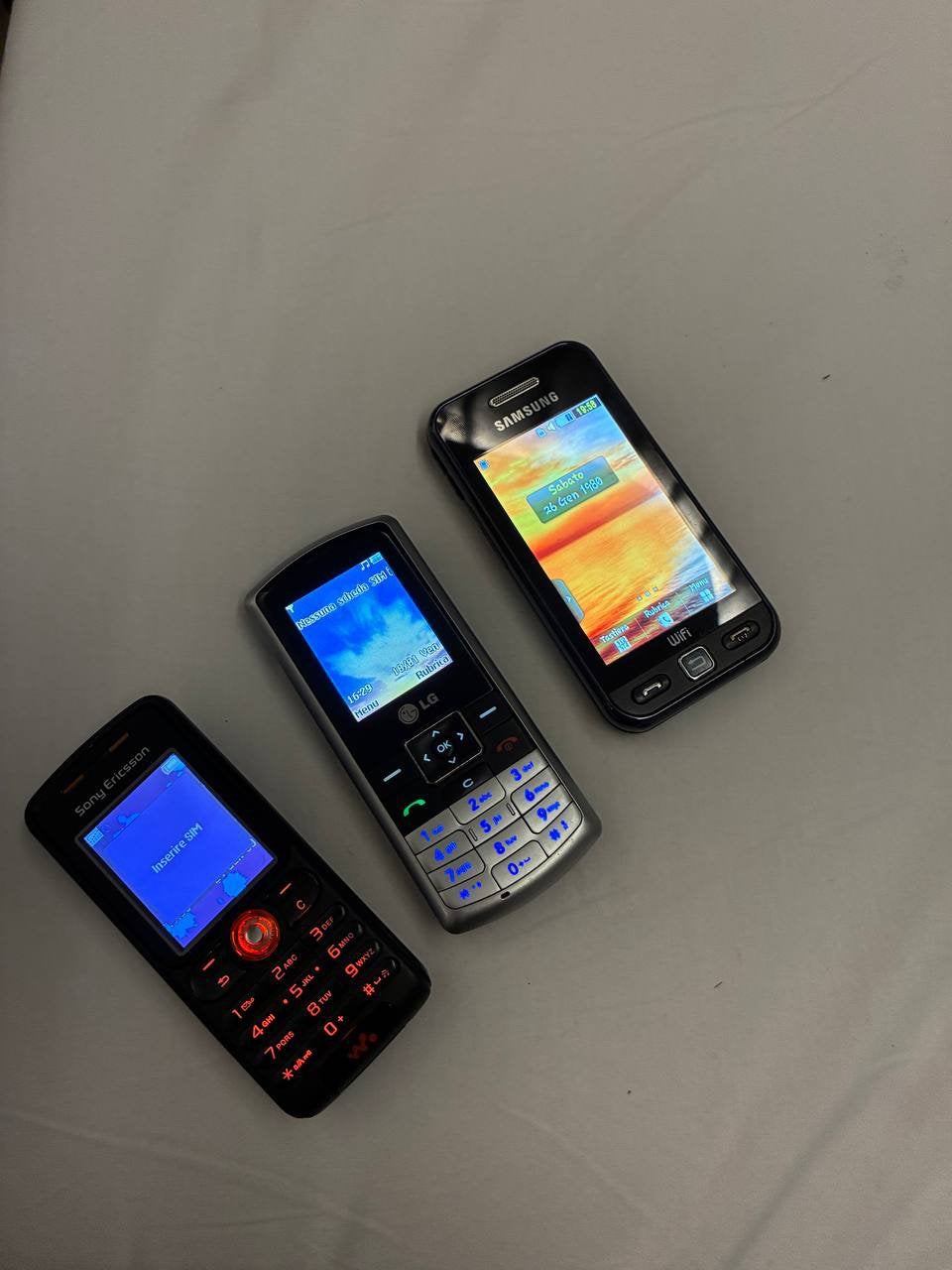 Oude telefoons, Verzenden, 6 megapixel of meer