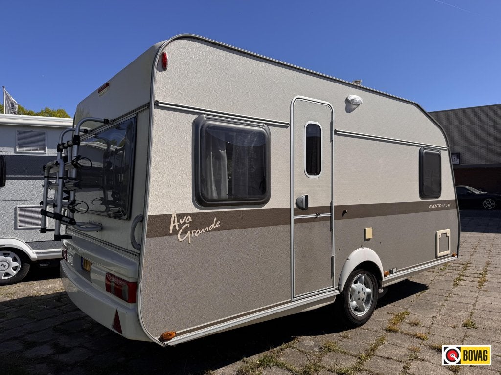 Avento Avantgarde 445 TF Met vloerverwarming!, Caravans en Kamperen, Avento, Bedrijf, Overige typen, Fietsenrek