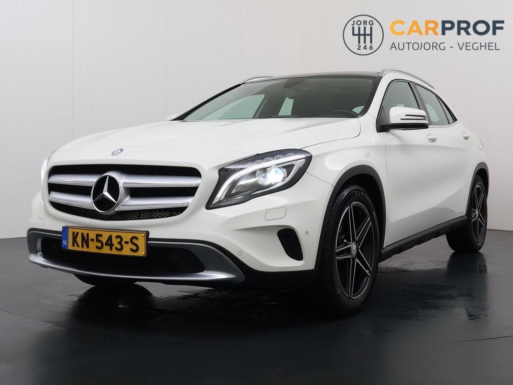 Mercedes-Benz GLA-klasse 180 Prestige Urban | Panoramadak |, Auto's, Mercedes-Benz, Bedrijf, Te koop, GLA, ABS, Airbags, Airconditioning