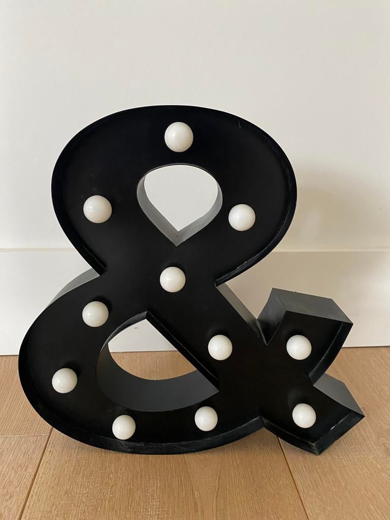 Letter &, Ophalen of Verzenden, Zo goed als nieuw, Metaal of Aluminium