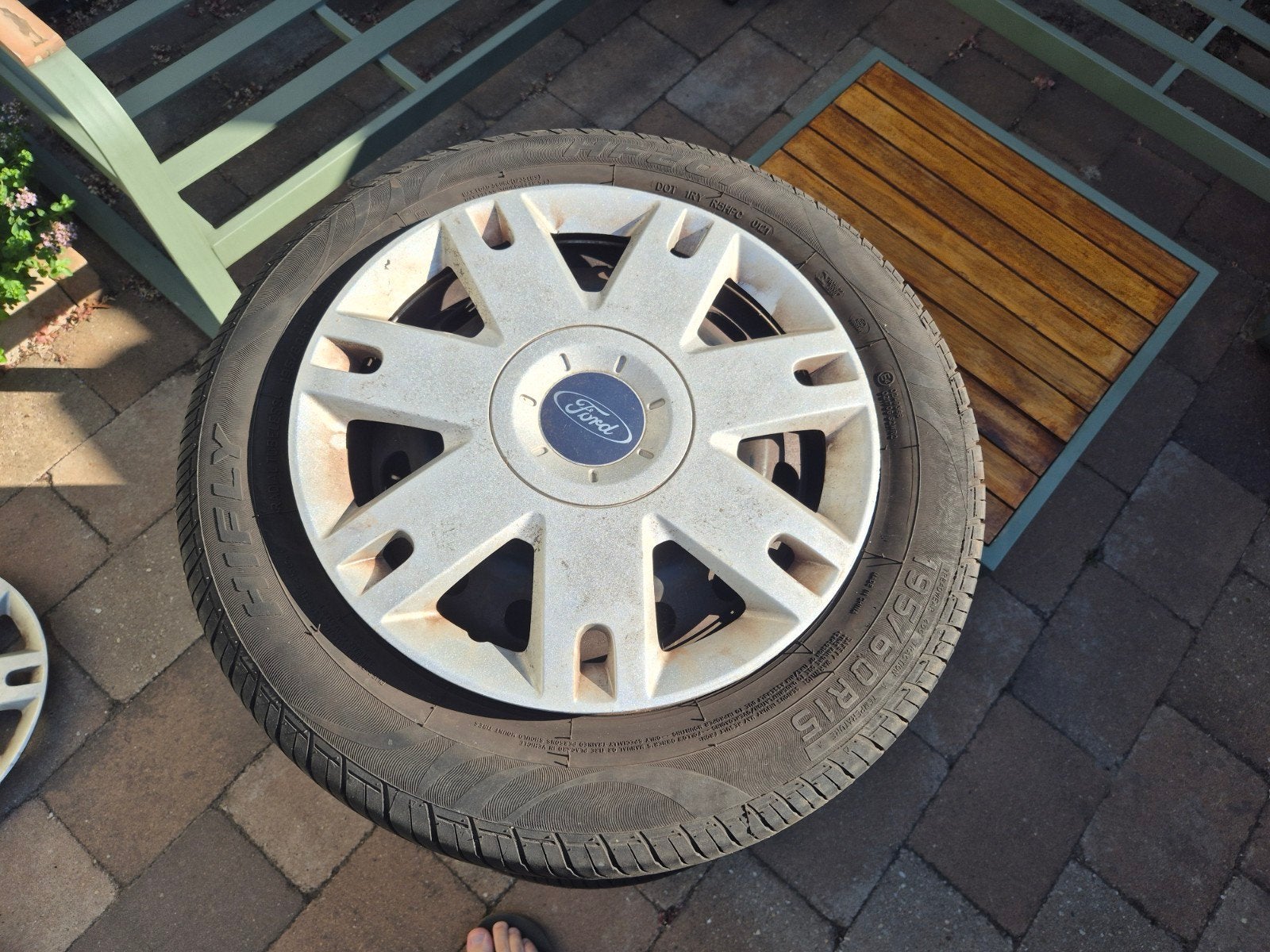 Zomerbanden op velg 195/60 R15, Auto-onderdelen, Ophalen, Gebruikt