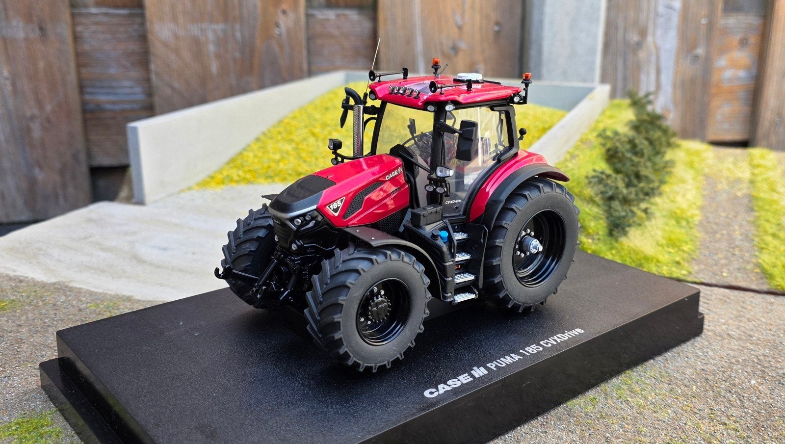 Verbouwde Case Puma 185 CVX Drive 1:32, Ophalen of Verzenden, Zo goed als nieuw, Tractor of Landbouw, Universal Hobbies