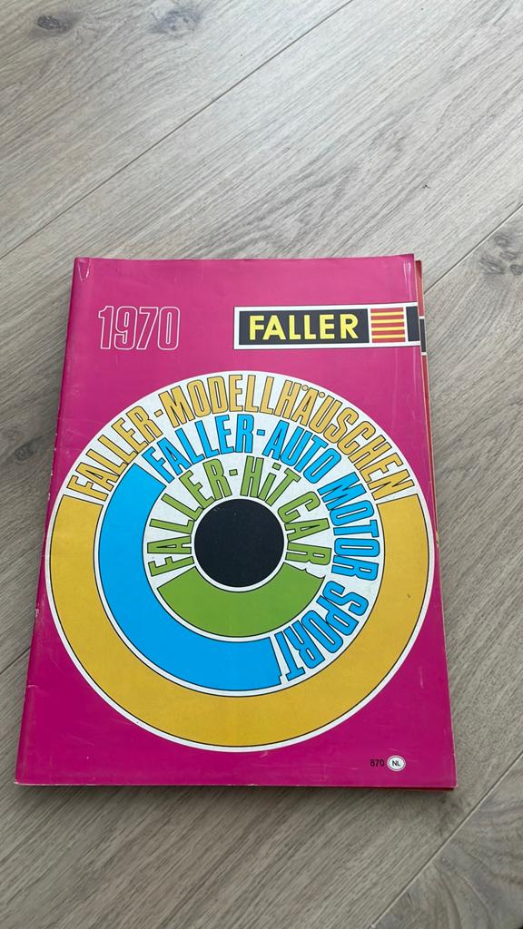 Faller catalogus, Ophalen of Verzenden, Zo goed als nieuw
