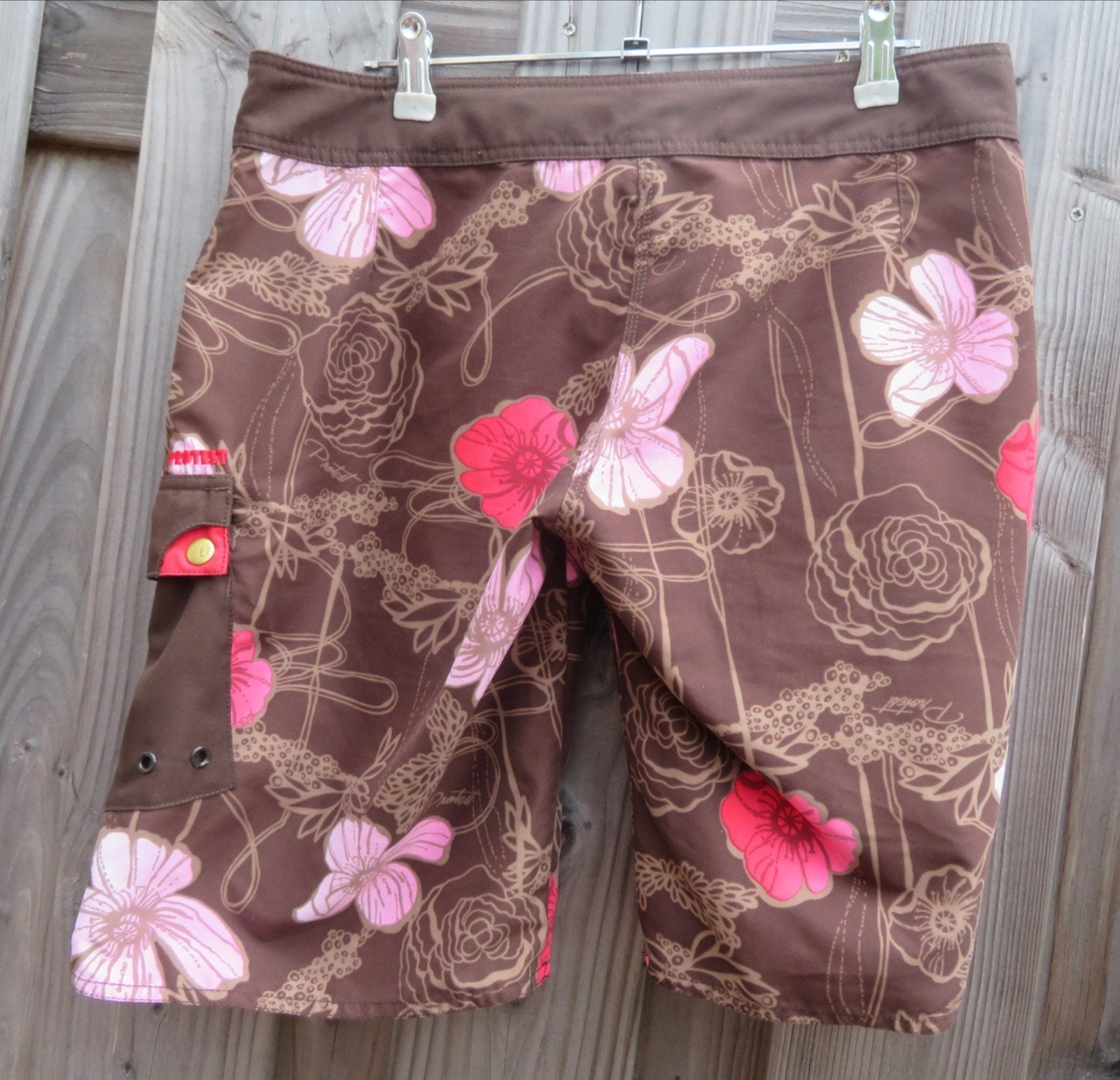 Protest dames zwemshort S - Bruin met bloemenprint, Kleding | Dames, Bruin, Ophalen of Verzenden, Zo goed als nieuw, Protest