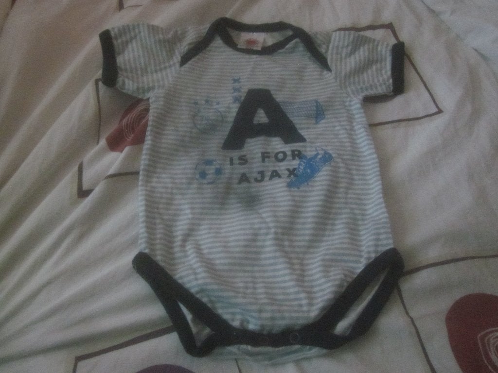 Lichtblw/wit/donkerblw rompertje AJAX official product 86/92, Jongetje of Meisje, Nieuw, Ophalen of Verzenden, Nacht- of Onderkleding