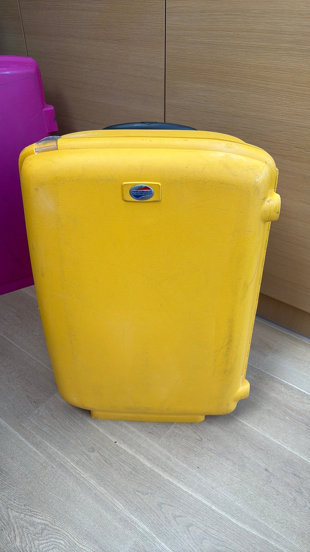 American Tourister / Samsonite koffer geel, Gebruikt, Hard kunststof, 45 tot 55 cm, 70 cm of meer