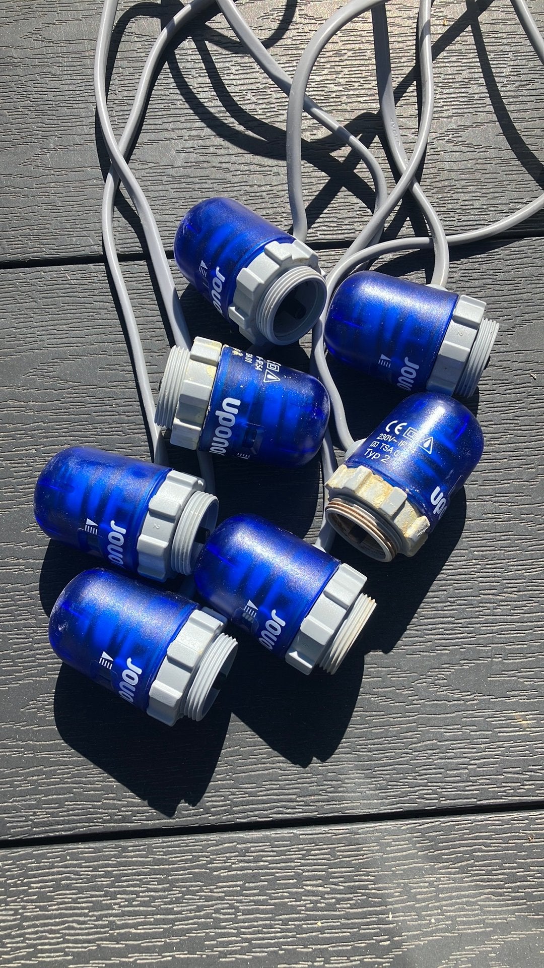 230V Uponor servo motoren - Nette staat, Doe-het-zelf en Verbouw, Thermostaten, Gebruikt, Ophalen of Verzenden