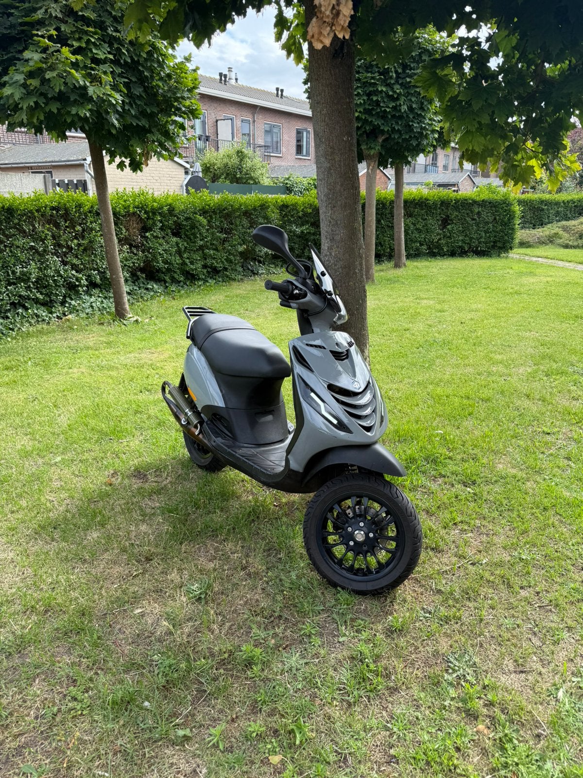 piaggio zip WAARDE PEILING, Fietsen en Brommers, Scooters | Piaggio, Ophalen, Maximaal 45 km/u, Zip, Zo goed als nieuw