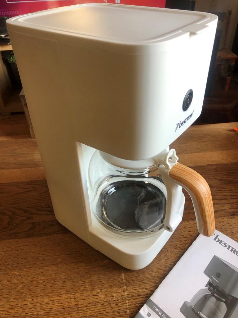 Nieuwe Koffie machine Bestron ACM500SCOW, Ophalen, 10 kopjes of meer, Gemalen koffie, Koffiemachine