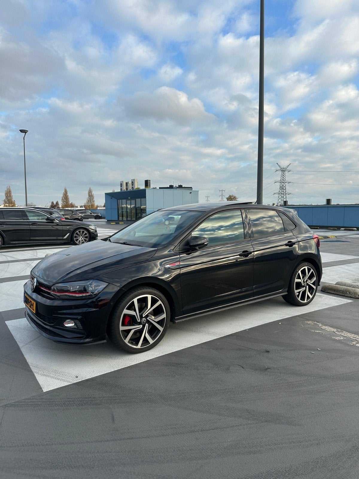 Volkswagen Polo gti 2.0 pano beats, Auto's, 1984 cc, Zwart, 1200 kg, Particulier