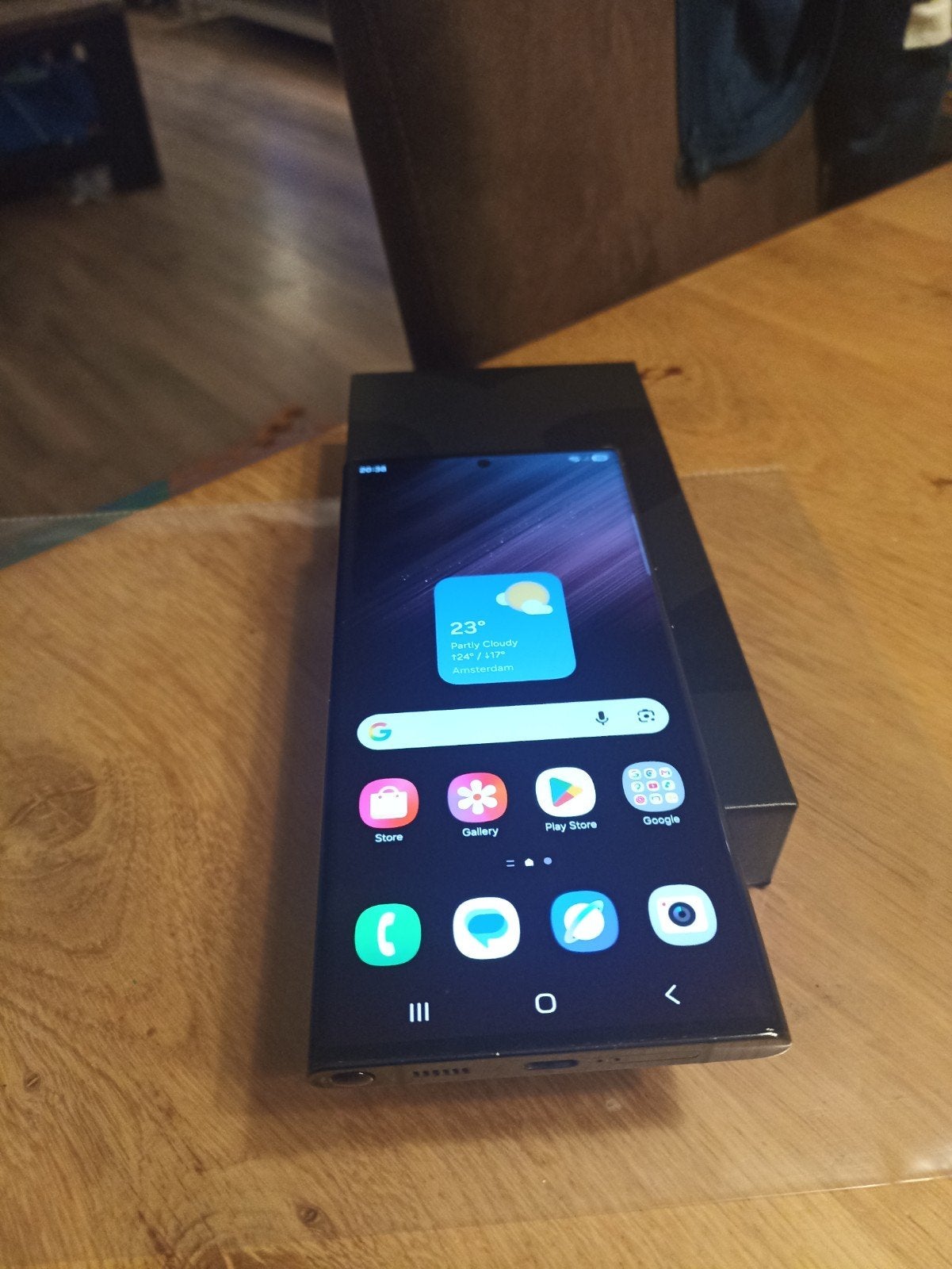 Foto 5 van Samsung Galaxy S22 Ultra Zwart 512GB - Zo goed als nieuw
