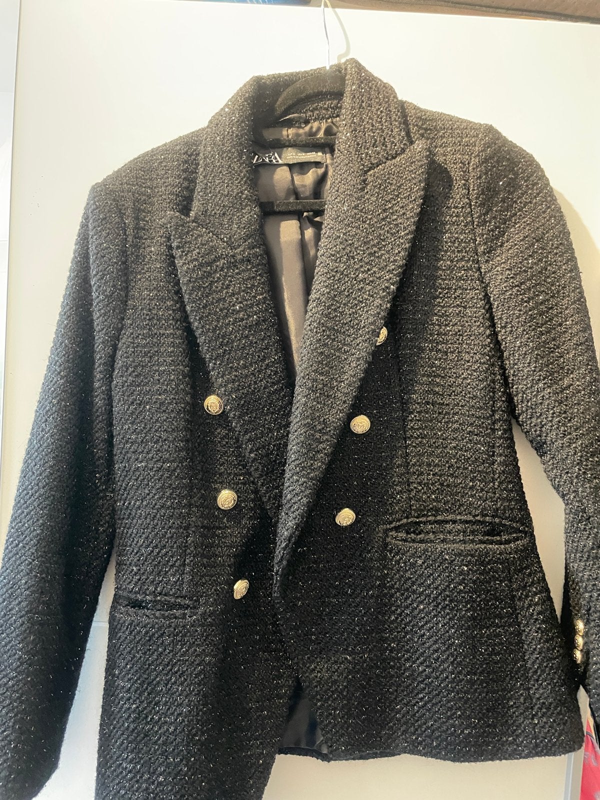 Zara Zwart Tweed Jasje met Gouden Knopen, Kleding | Dames, Jasjes, Kostuums en Pakken, Maat 38/40 (M), Zwart, Ophalen of Verzenden