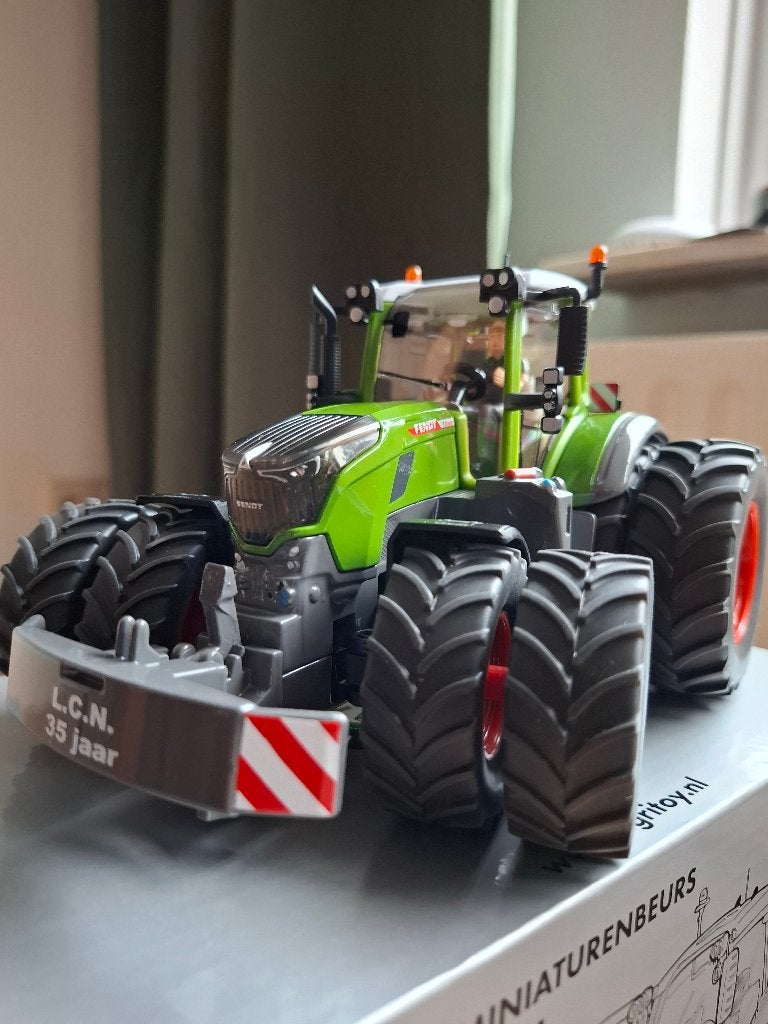 Fendt 726 Siku LCN-beursmodel 2024 | Nieuw | Aanbieding, Hobby en Vrije tijd, Modelauto's | 1:32, Ophalen of Verzenden, Nieuw