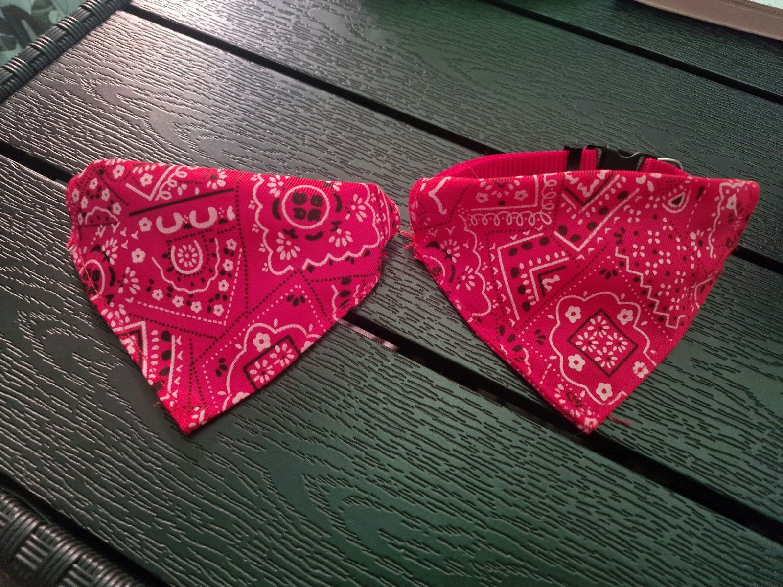 NIEUW Flamingo Zakdoek halsband voor de kleinere honden rood, Ophalen, Nieuw