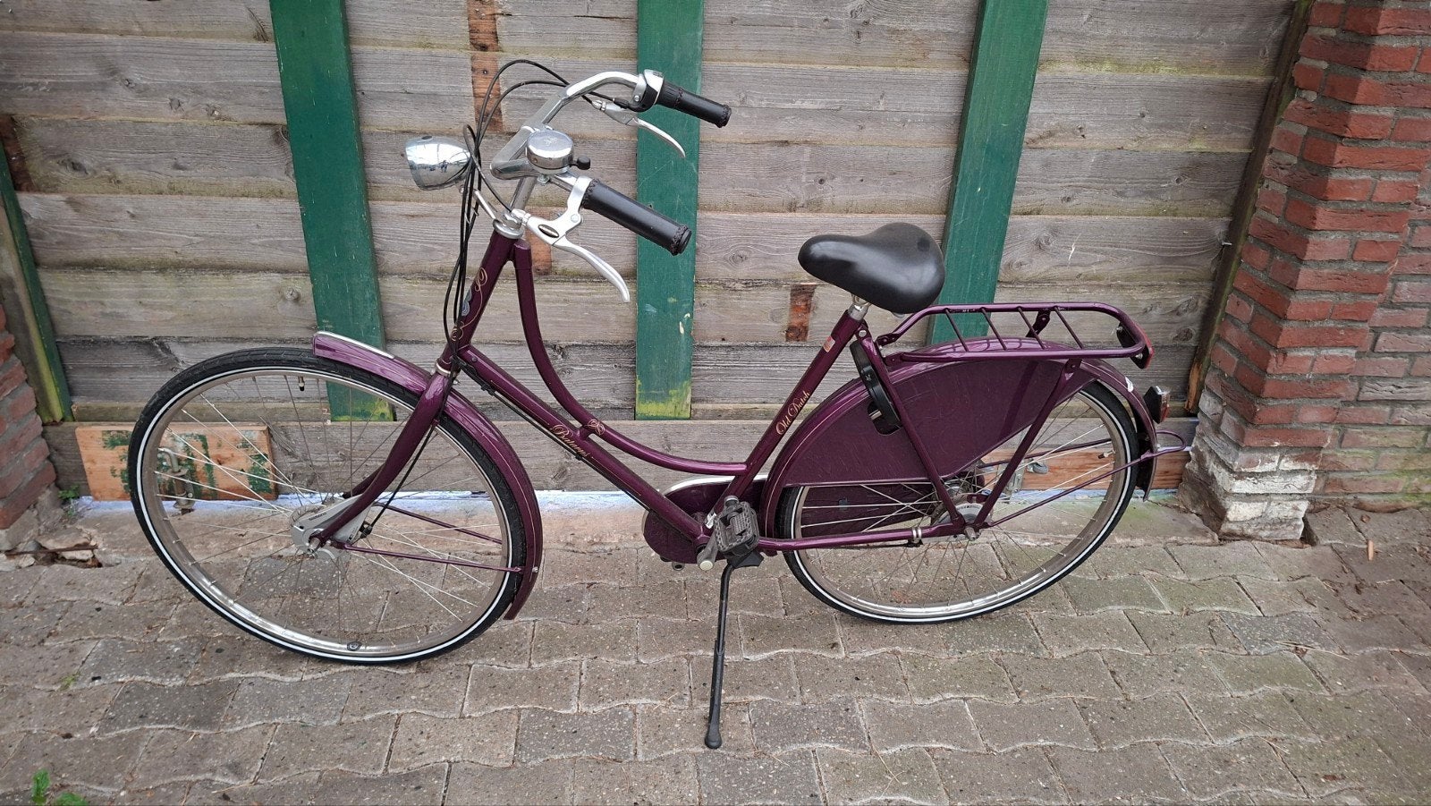 Batavus damesfiets paars, framemaat 56 cm, Fietsen en Brommers, Fietsen | Dames | Damesfietsen, Ophalen, Terugtraprem, Gebruikt