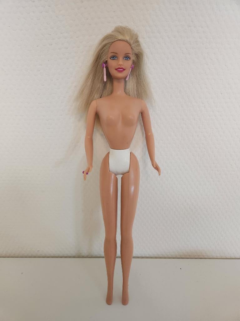 Barbie uit 1966 met juwelen - Mattel, Verzamelen, Poppen, Ophalen of Verzenden, Gebruikt, Pop