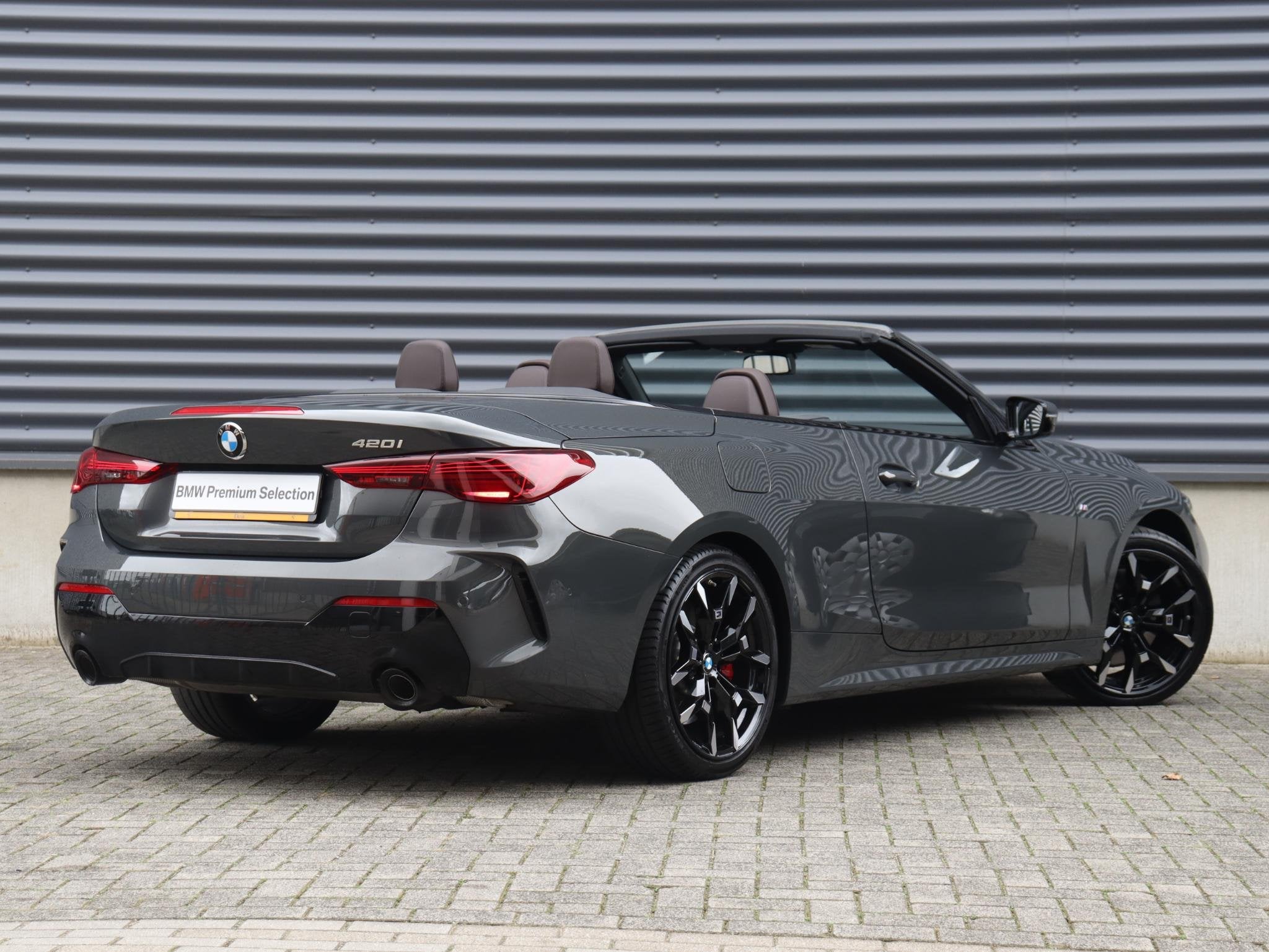 BMW 4-serie Cabrio 420i | M Sportpakket Pro | Head-Up | Driv, Automaat, 1998 cc, Gebruikt, 4 stoelen