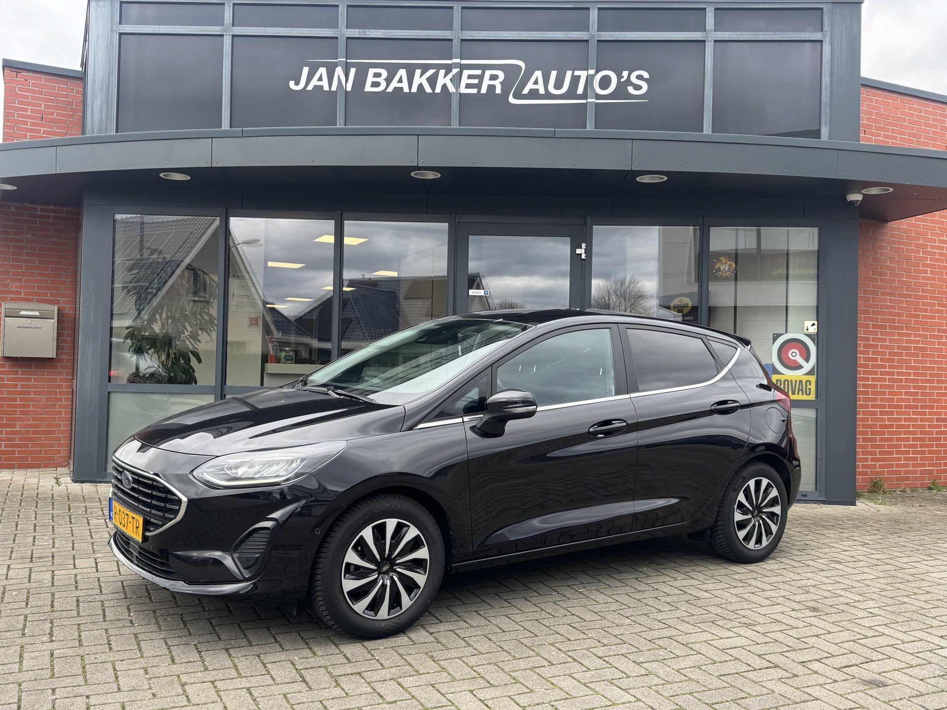 Ford Fiesta 1.0 EcoBoost Hybrid Titanium  CarPlay / Andro, Auto's, Voorwielaandrijving, Gebruikt, Origineel Nederlands, Bedrijf