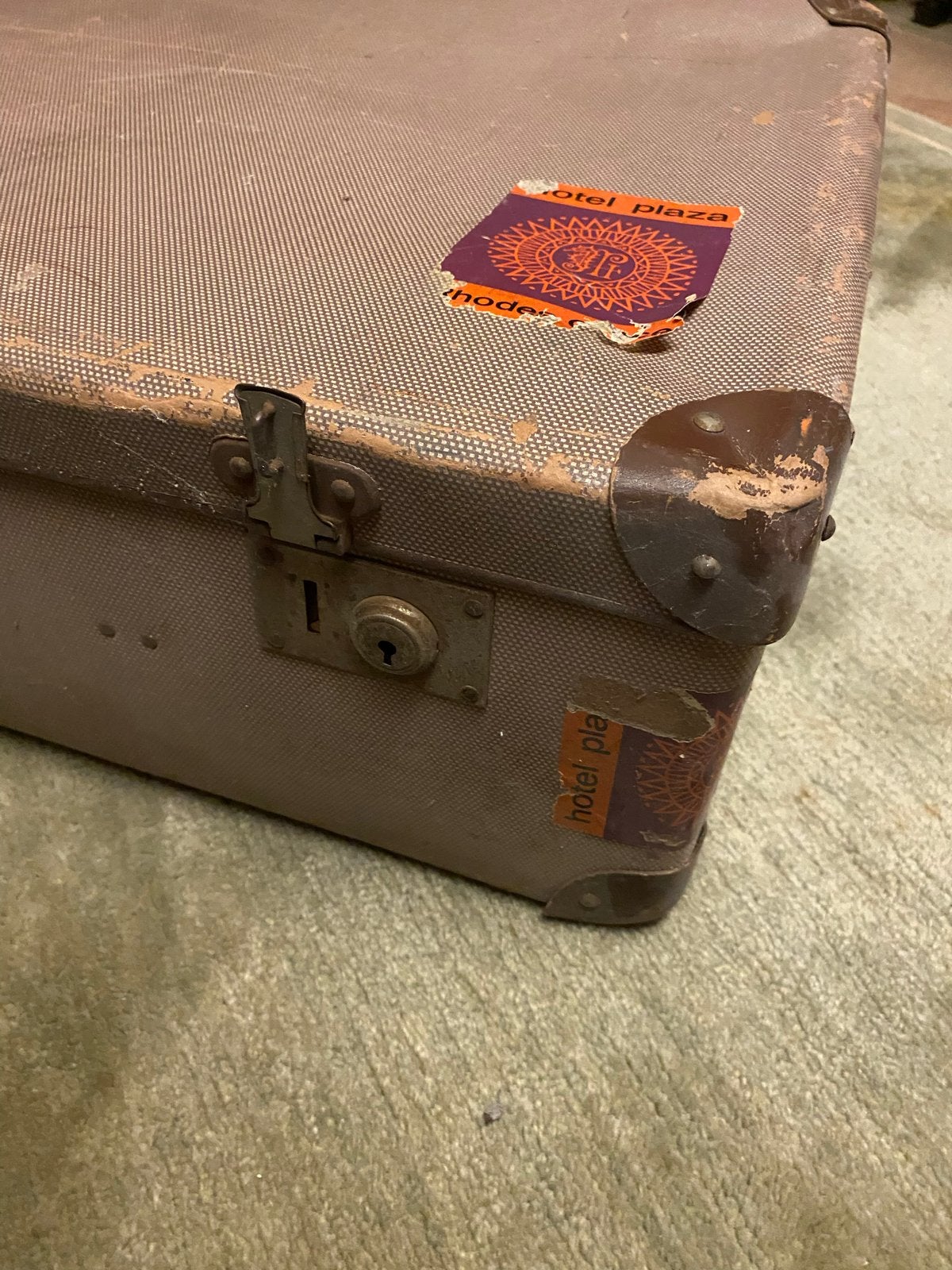 Vintage Koffer - Jaren '60 Reisbagage met Karakter, Sieraden, Tassen en Uiterlijk, Koffers, Gebruikt, Hard kunststof, Slot, 35 tot 45 cm
