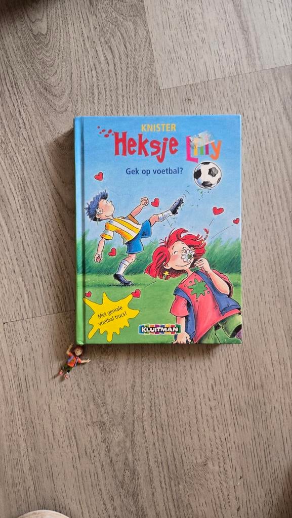 Heksje Lilly: Gek op voetbal? - Kinderboek, Ophalen of Verzenden, Gelezen, Knister, Fictie algemeen