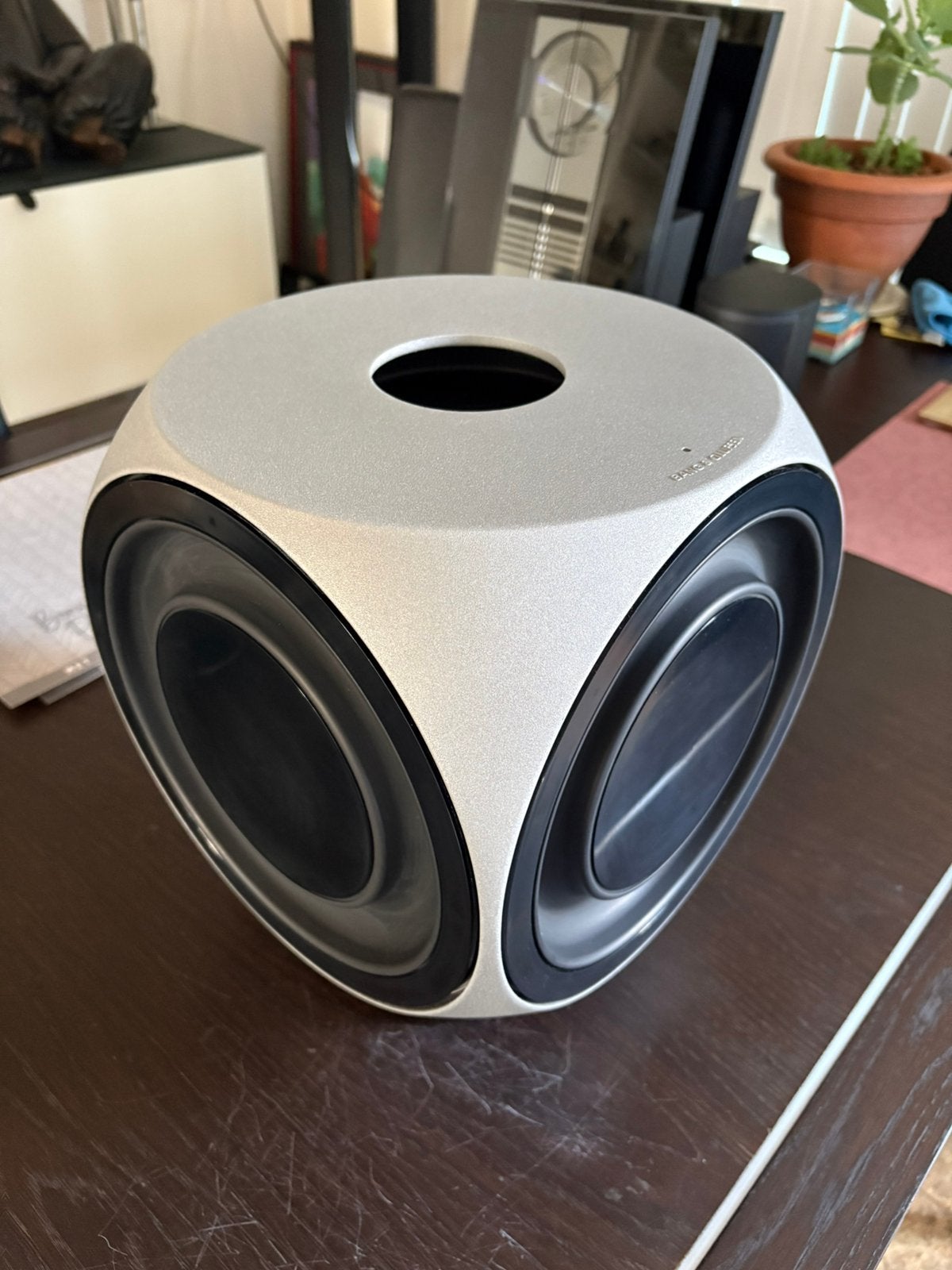 Bang & Olufsen BeoLab 2 subwoofer ZGAN, Audio, Tv en Foto, Luidsprekers, Ophalen, Zo goed als nieuw, Subwoofer, Overige merken