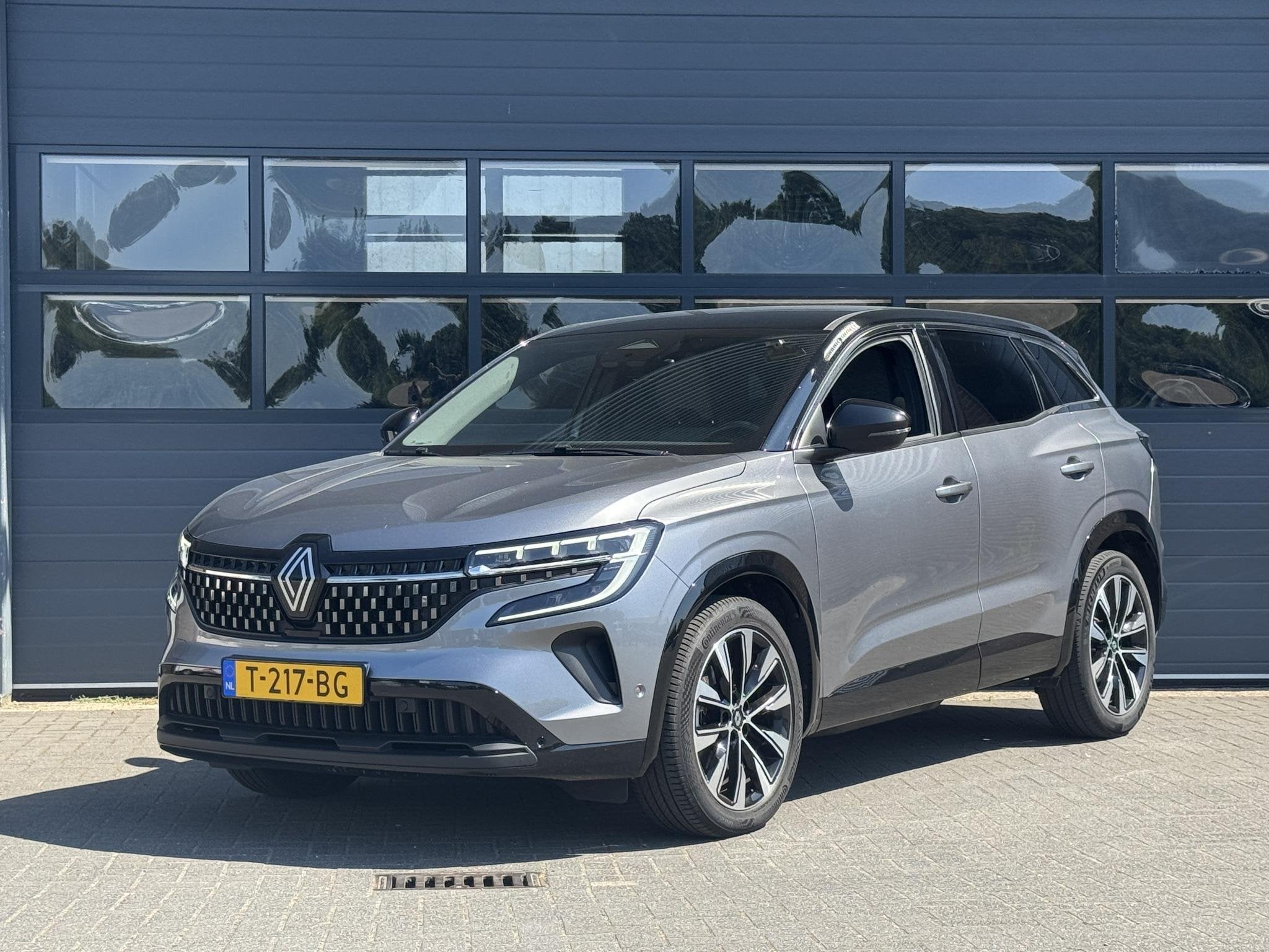 RENAULT AUSTRAL 1.2 E-TECH FULL HYBRID 200 TECHNO I AUTOMAAT, Auto's, Renault, Gebruikt, 1199 cc, Leder en Stof, Bedrijf