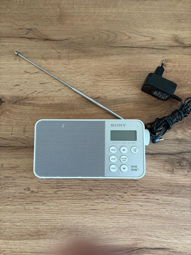Sony DAB/FM Digitale Radio - Compact en Draagbaar, Audio, Tv en Foto, Radio's, Ophalen, Zo goed als nieuw, Radio