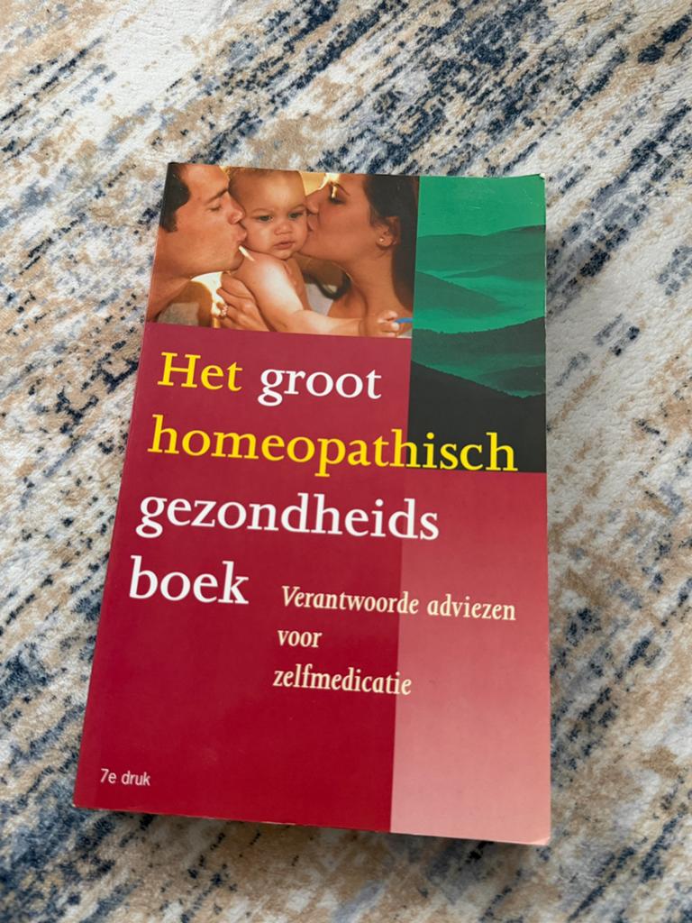 Dr. G.T. Haneveld – Het Groot Homeopathisch Gezondheidsboek, Ophalen of Verzenden, Zo goed als nieuw, Gezondheid en Conditie