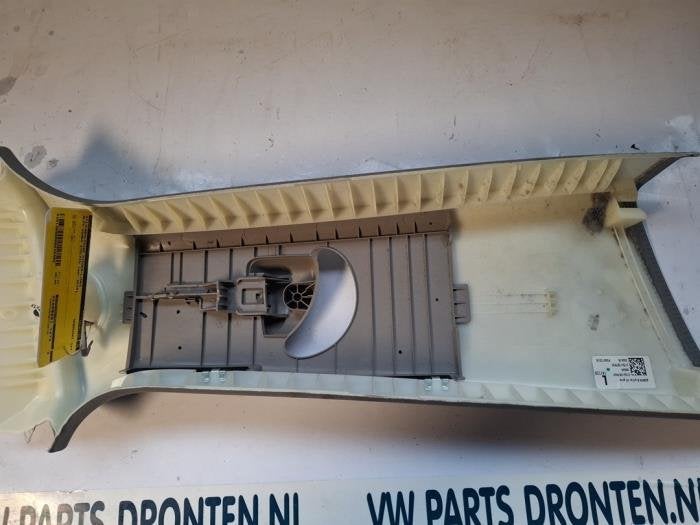 Stijlbekleding midden-links van een Alfa Romeo Stelvio, Gebruikt, -, Verzenden, -