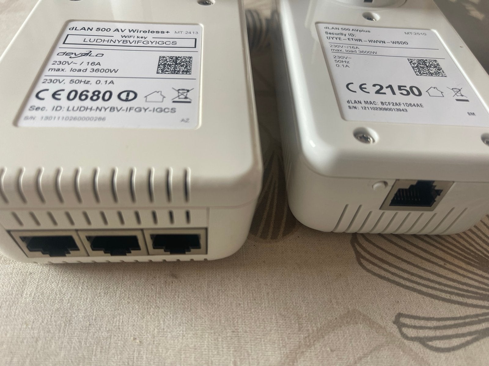 Devolo dLAN 500 AV Wireless+ en dLAN 500 AVplus Powerline, Ophalen of Verzenden, Gebruikt, Router
