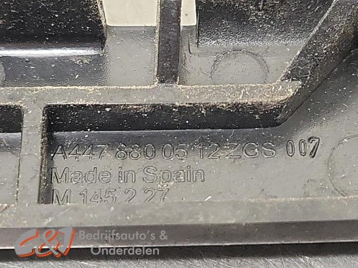 Bumperframe achter van een Mercedes Vito, Gebruikt, -, Ophalen of Verzenden, -