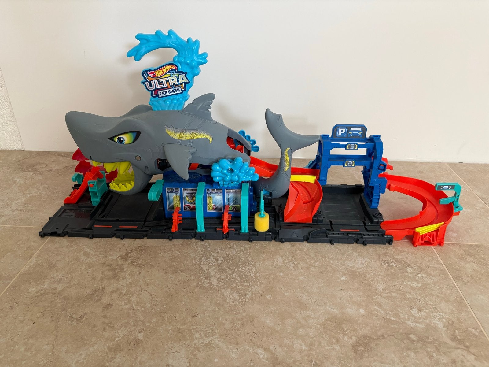 Hot Wheels City Ultra Shark Car Wash speelset, Ophalen, Zo goed als nieuw