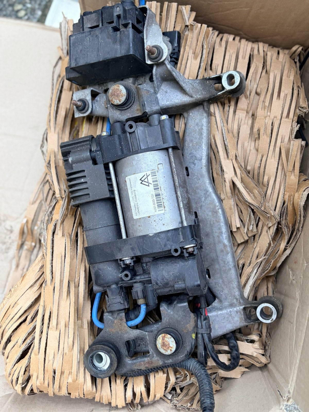 VW Touareg II (7P5 7P6) Luchtvering Compressor, Ophalen of Verzenden, Gebruikt