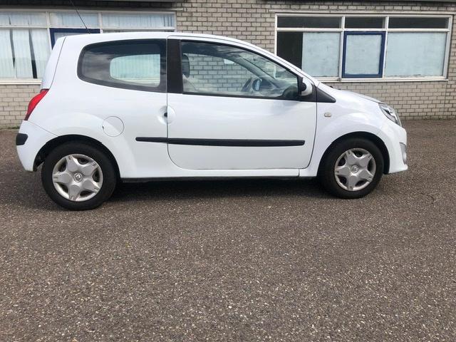 Renault Twingo 1.2-16V Dynamique (bj 2009), Voorwielaandrijving, Twingo, Gebruikt, 31 €/maand