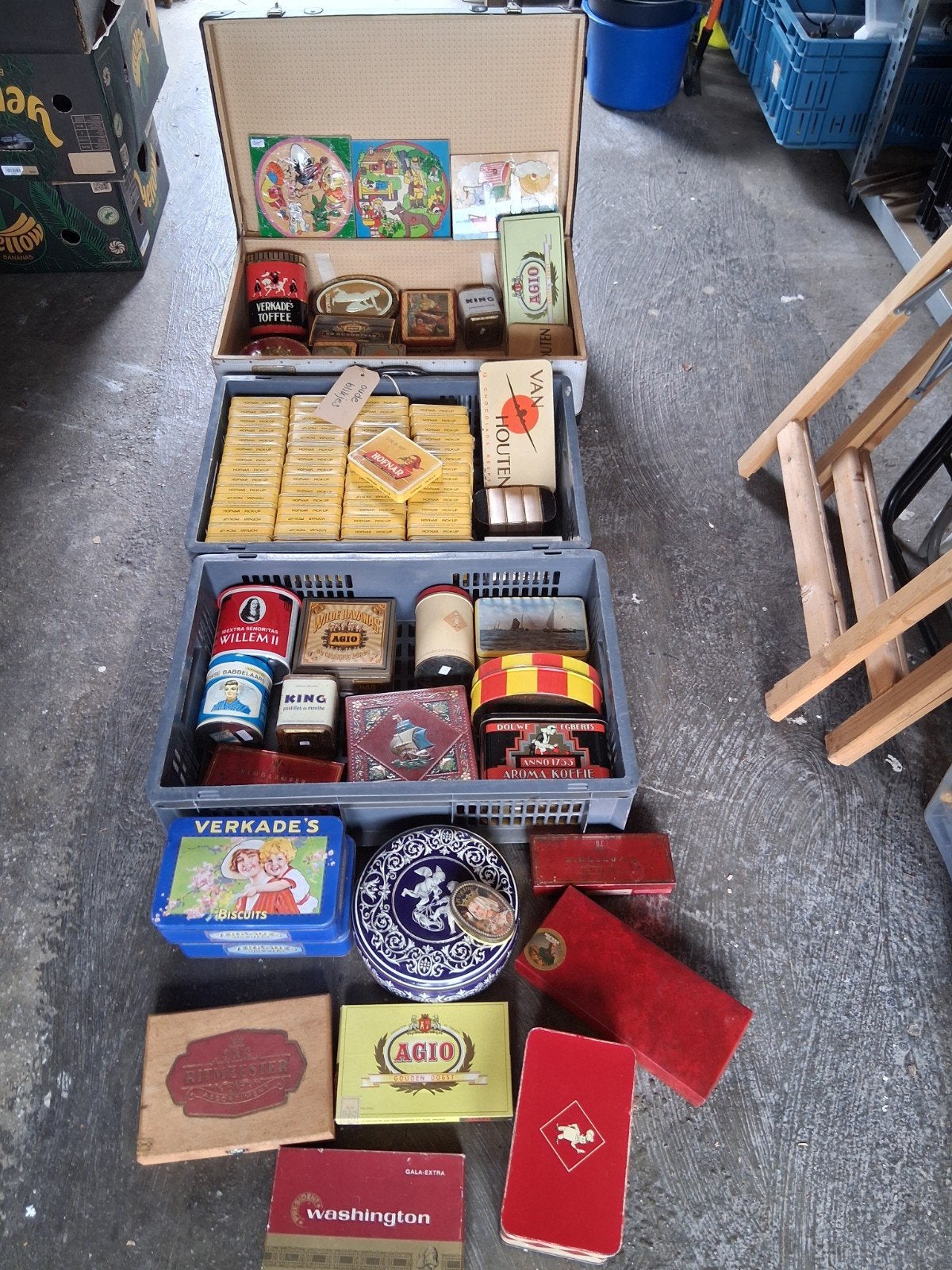 Grote verzameling van 85 oude blikjes - Diverse merken, Verzamelen, Ophalen, Gebruikt, Beschuit, Bolletje