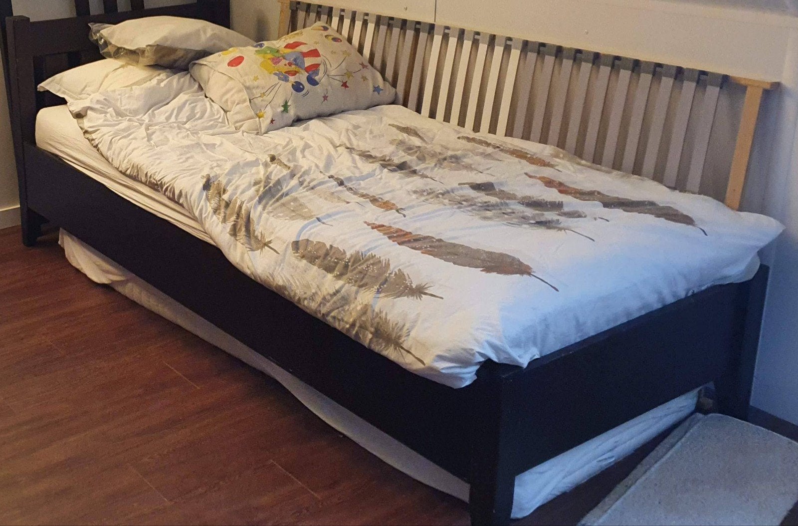 Eenpersoonsbed 90x 220cm met lattenbodem en matras, Ophalen, Eenpersoons, Hout, 90 cm