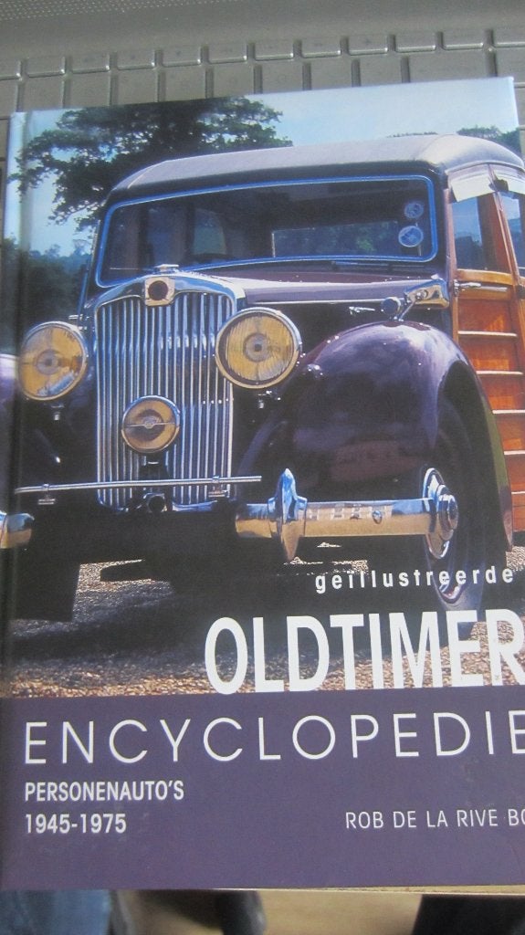 Oldtimer Encyclopedie.(Pers.auto's 1945-1975), Boeken, Ophalen of Verzenden, Zo goed als nieuw, Overige merken, Rob de la Rive Box
