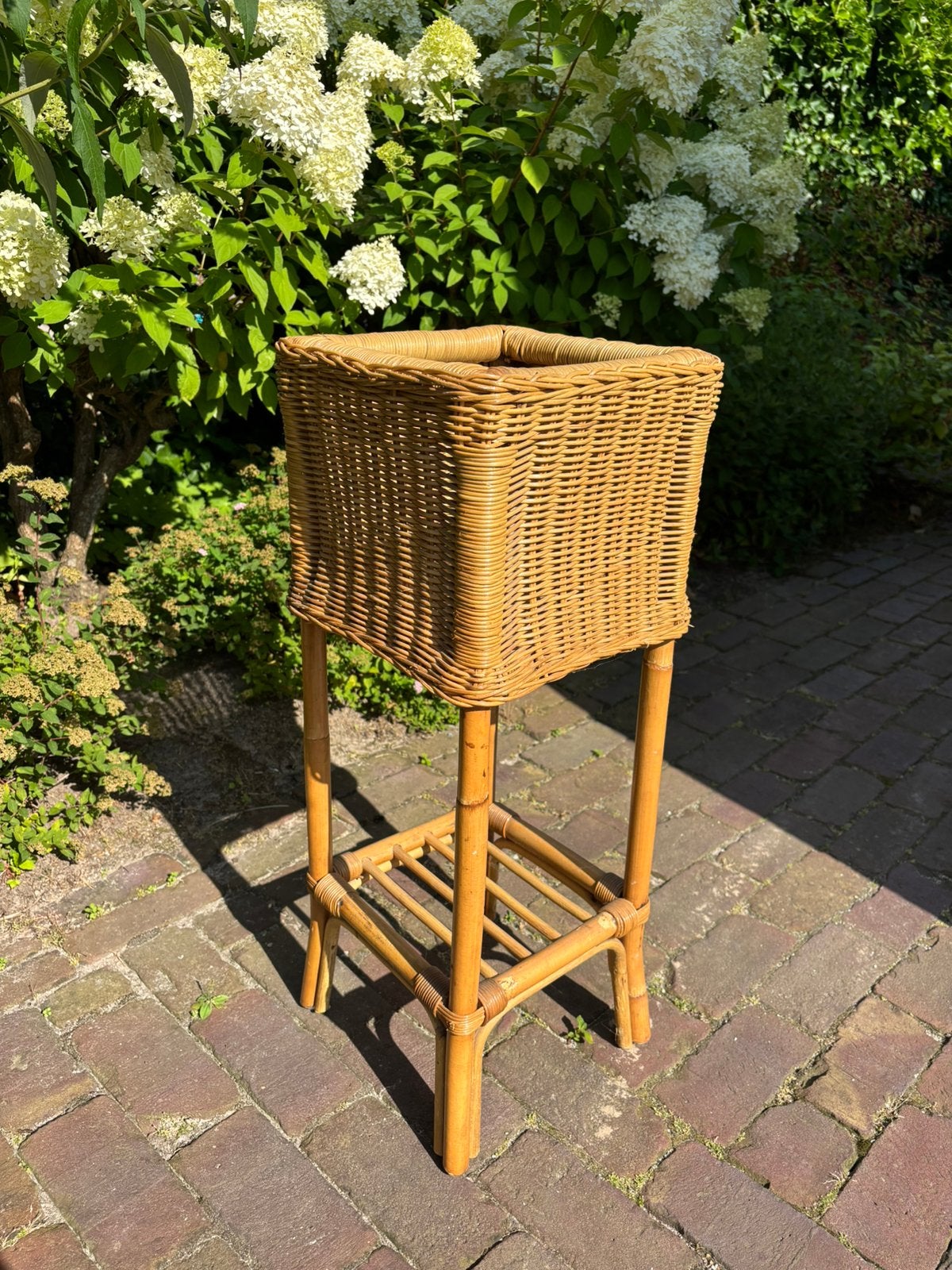Rieten rotan vintage plantenbak standaard, Ophalen, Gebruikt, Vierkant, 60 cm of meer