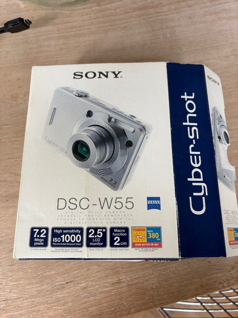 Sony cybershot camera dsc-w55 7.2 Mega Pixels, Ophalen of Verzenden, Zo goed als nieuw, Sony, Minder dan 4 keer