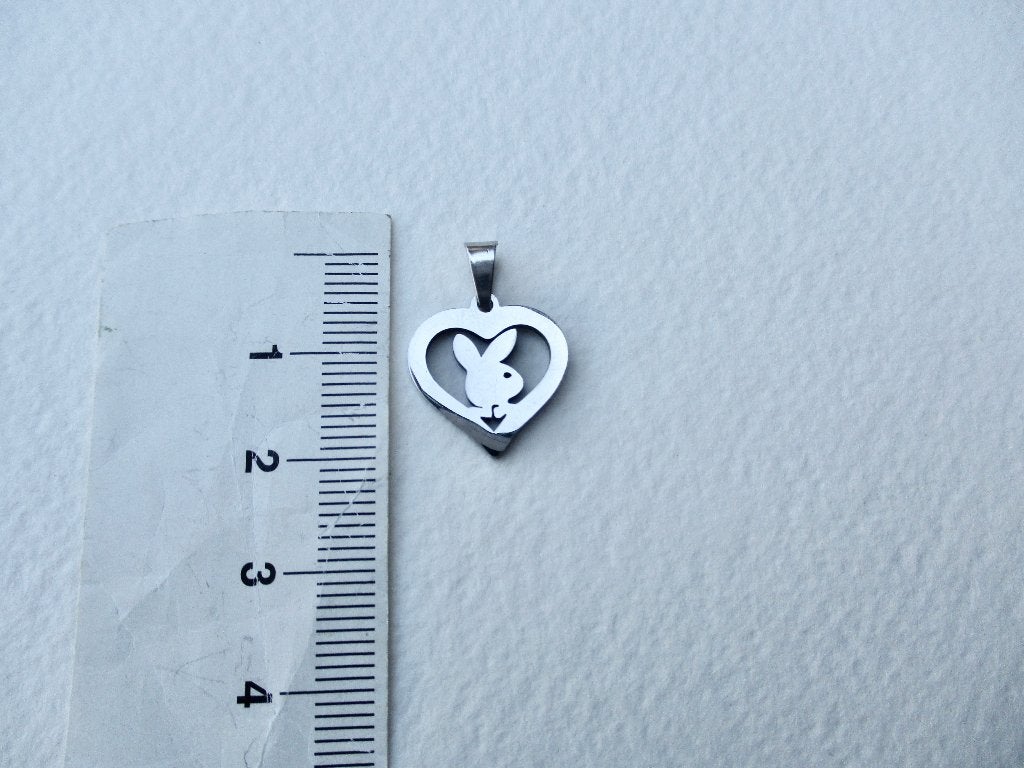 Zilverkleur HART hanger PLAYBOY Bunny, Overige materialen, Verzenden, Zo goed als nieuw, Hart