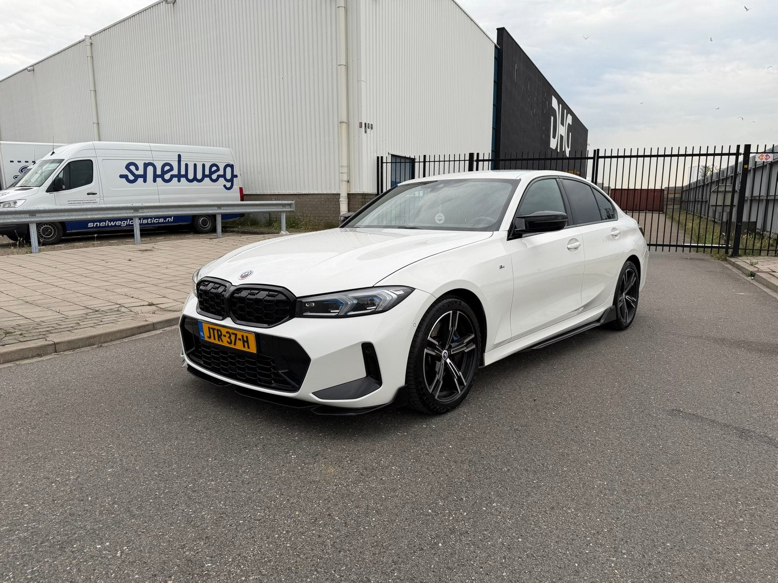BMW M340i XDrive | 374 PK | M Sport | HUD | El. Stoel | 2023, Auto's, Automaat, Wit, Parkeerassistent, Vierwielaandrijving
