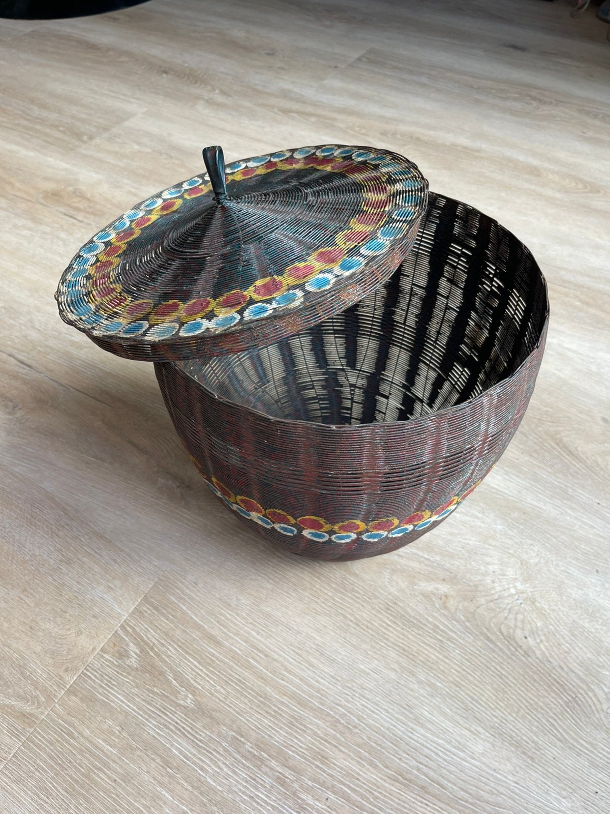 Antieke mand van ijzerdraad, Gebruikt, Mand, Rond, Ophalen of Verzenden