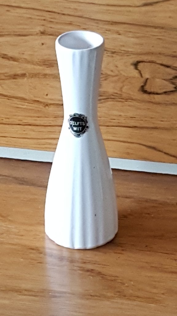 delftswit vaasje en  groen kannetje, vaasje kleur gouda., Ophalen of Verzenden